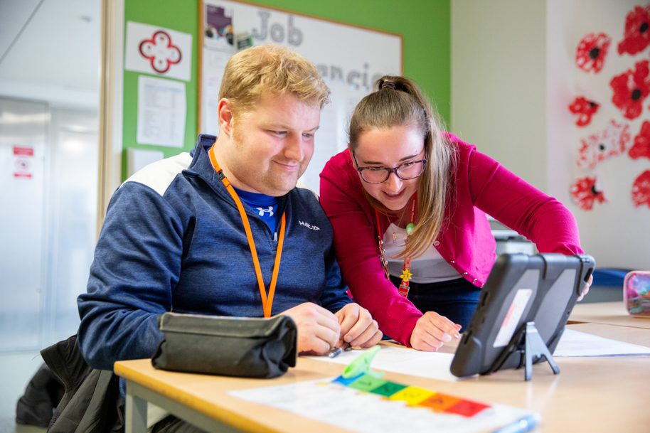 Tutor teaching